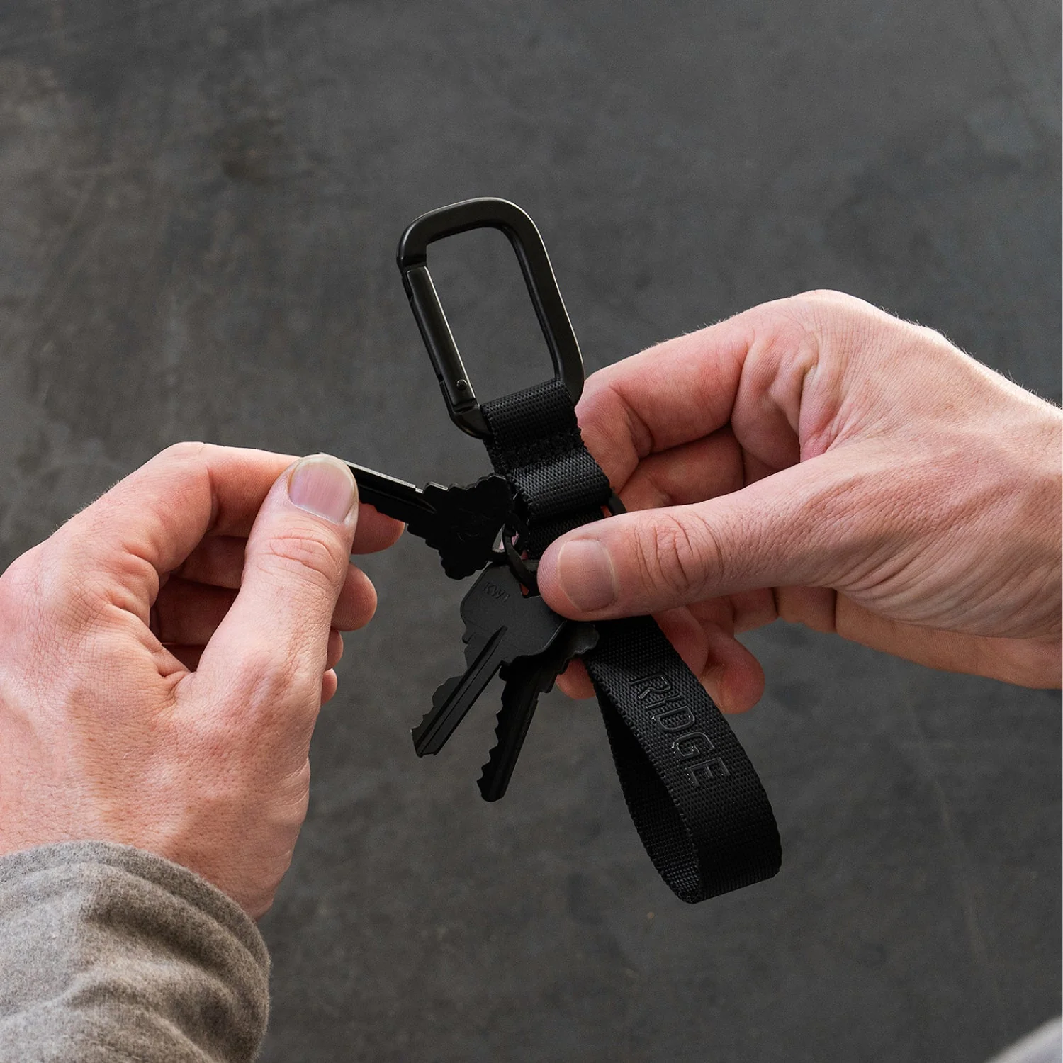 Ridge Keychain - Matte Black - Image 5