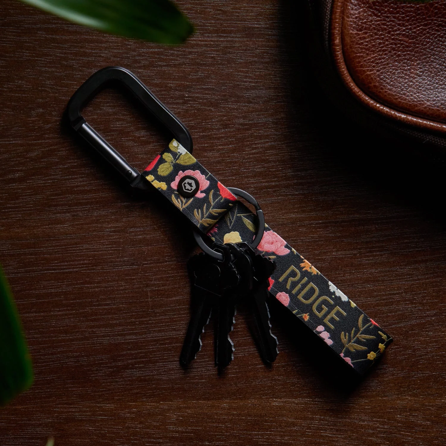 Ridge Keychain - Moonlight Garden Leather - Image 5